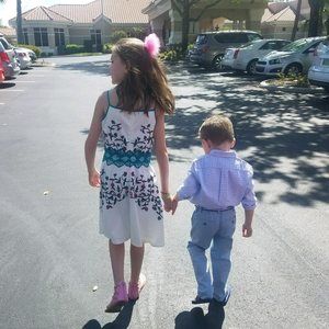 Meet your Posher, Hollee